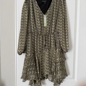 Sam Edelman Olive Patterned Tiered V-Neck Dress size 6